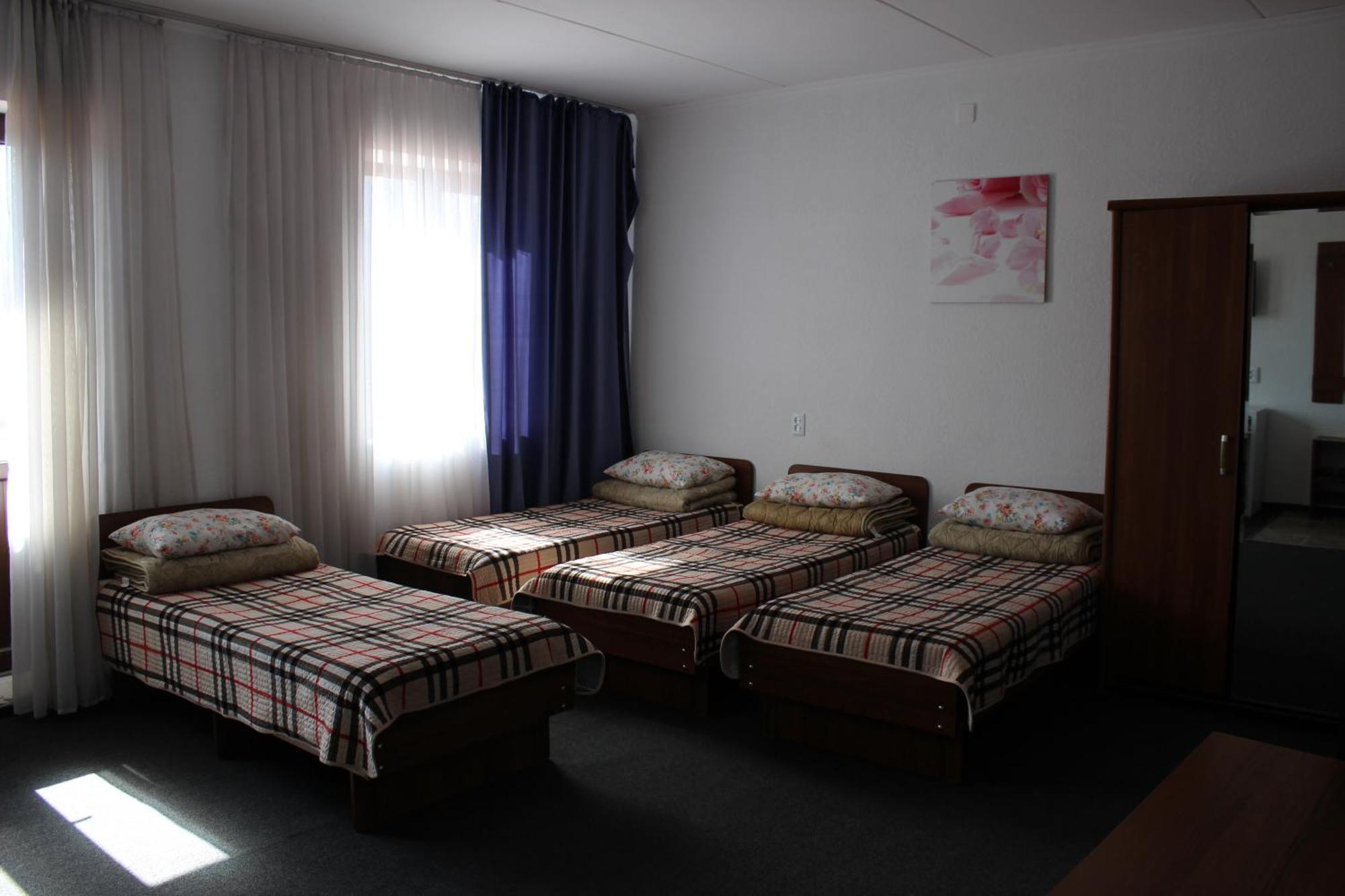 Wings Art Hotel Cholponata Buitenkant foto